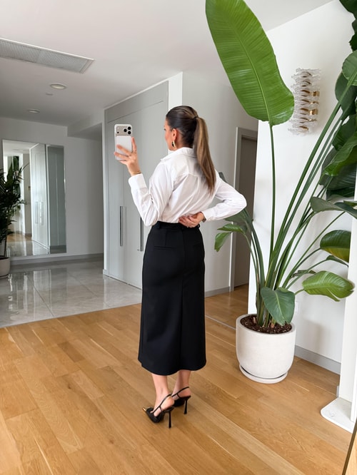 Freya Önden Yırtmaçlı Midi Etek - Siyah