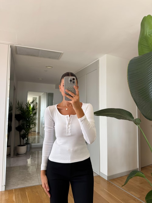 Geniş Yakalı Düğmeli Body - Beyaz