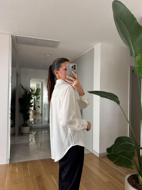 Gold Düğmeli Saten Gömlek- Ekru