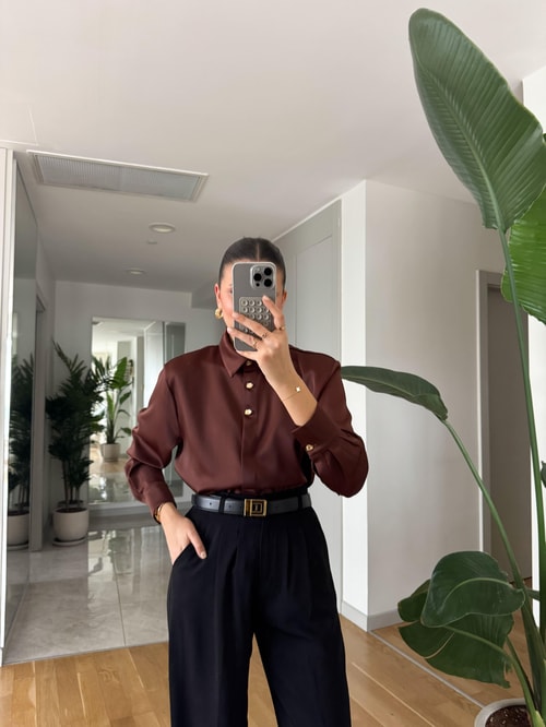 Gold Düğmeli Saten Gömlek- Kahve