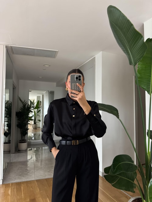 Gold Düğmeli Saten Gömlek- Siyah