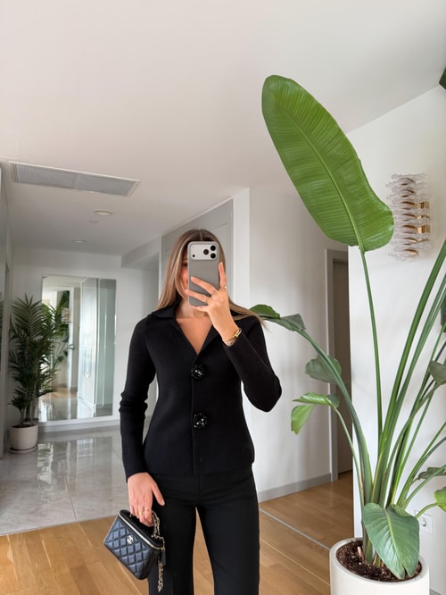 Grown Taşlı Çiçek Düğmeli Triko Ceket - Siyah