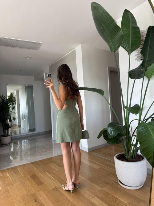 Gül Detaylı Askılı Elbise- Mint