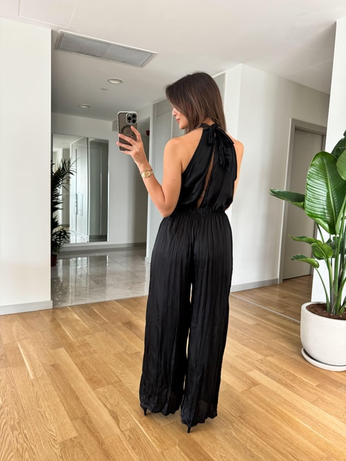 Halter Yaka Buruşuk Kumaş Siyah Tulum