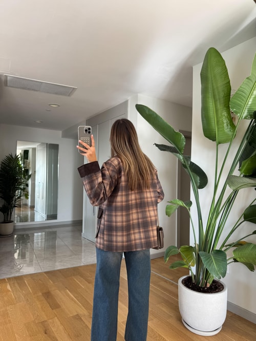 Kadife Yakalı Kahve Ekoseli Ceket