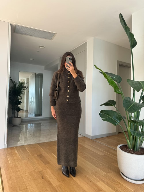 Kahve Gold Düğmeli Hırka Etek Takım
