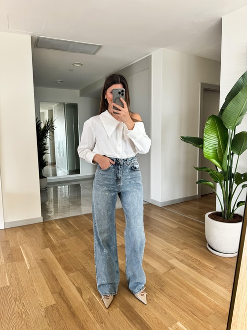 Kalp Taşlı Straight Jean
