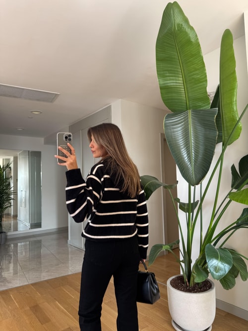 Kapüşonlu Ekru Çizgili Tüylü Hırka