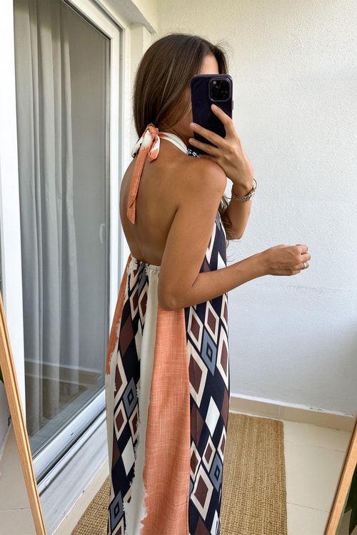 Kelly Çok Desenli Halter Yaka Elbise