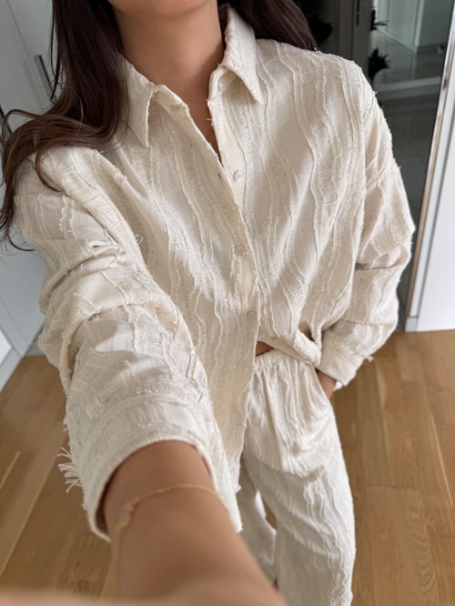 Kendiliğinden Desenli Gömlek Pantolon Takım