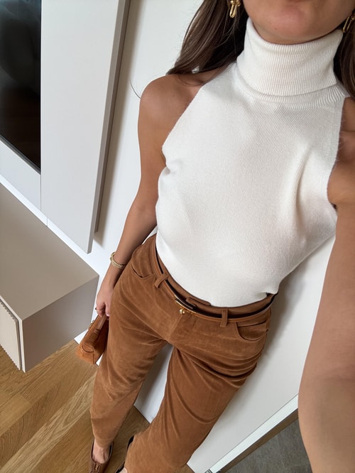 Kolsuz Boğazlı Triko Atlet - Ekru