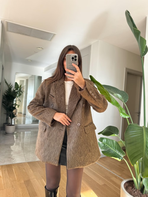 Kruvaze Düğmeli Tüylü Oversize Blazer Ceket-Vizon