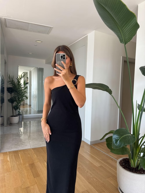 Omzu Gold Tokalı Elbise - Siyah