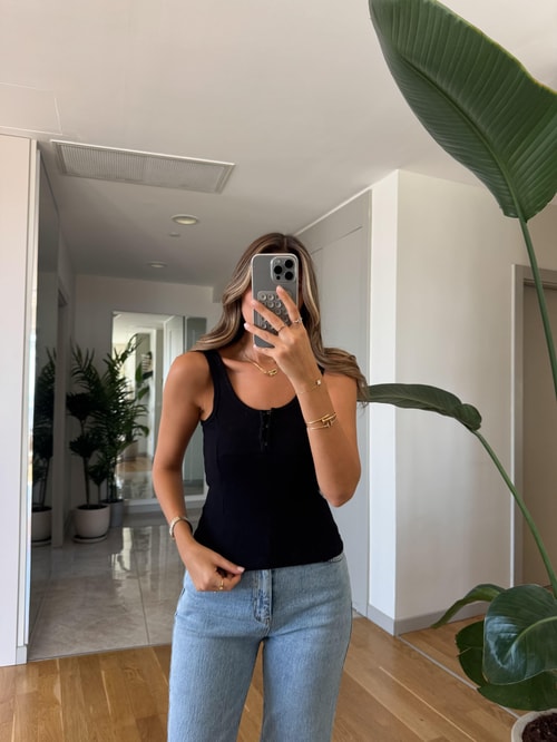 Önü Kopçalı Atlet - Siyah