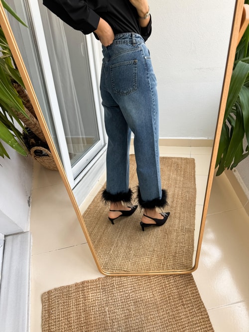 Paçası Otrişli Geniş Paça Jean