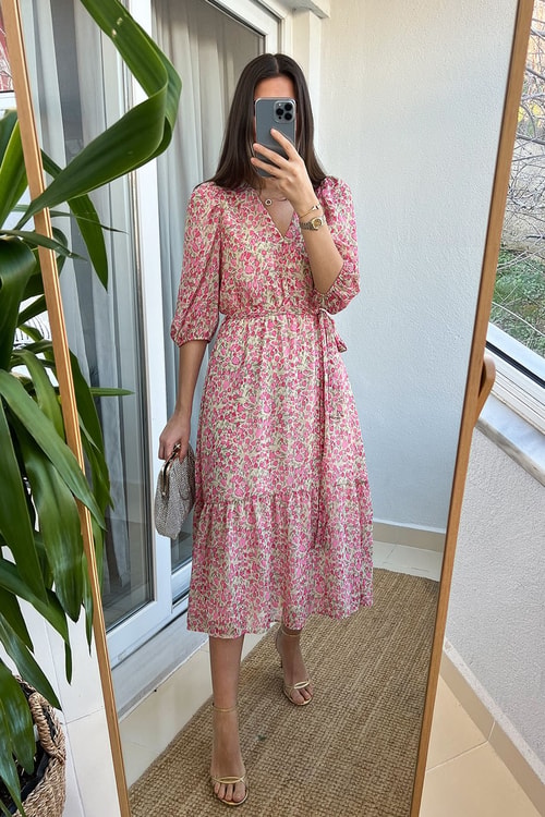 Pembe Çiçekli Romantik Şifon Elbise