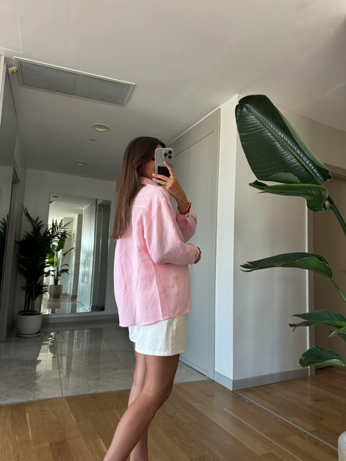 Pembe Çizgili Gömlek