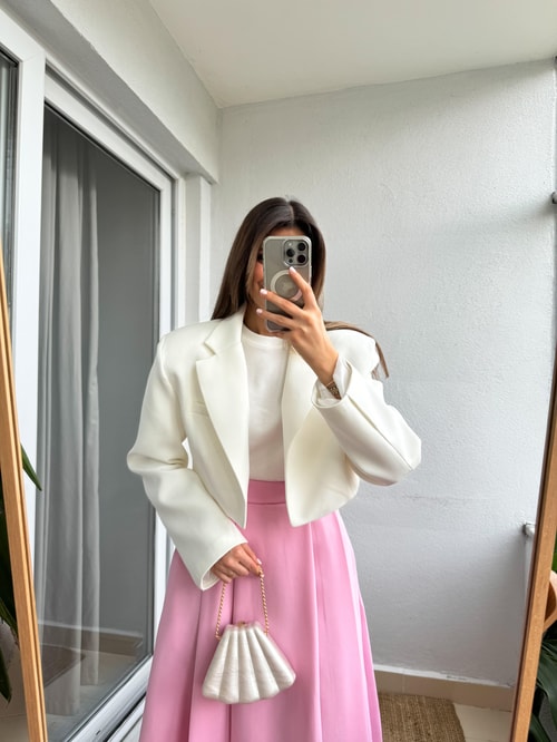 Premium Crop Blazer-Ekru