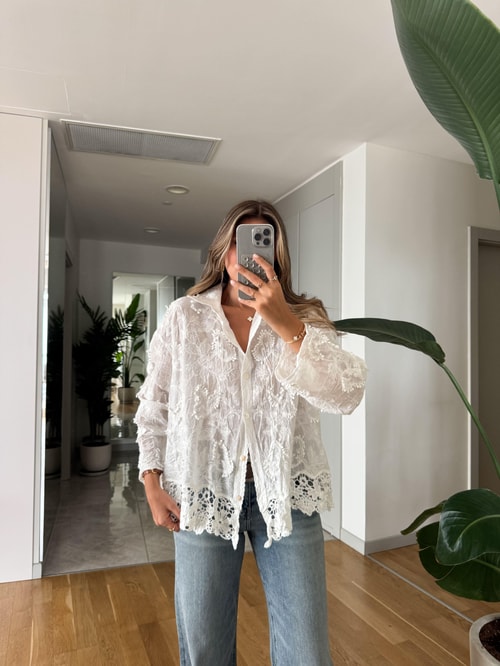 Rody Oyalı İşlemeli Gömlek - Beyaz