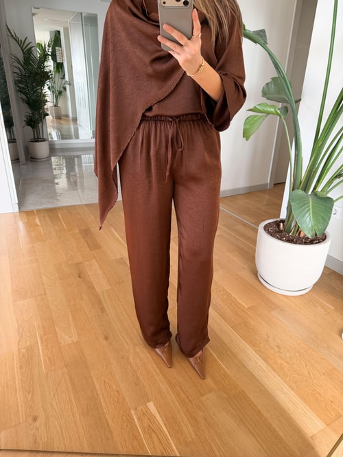Saten Şallı Bluz Pantolon Takım - Kahve
