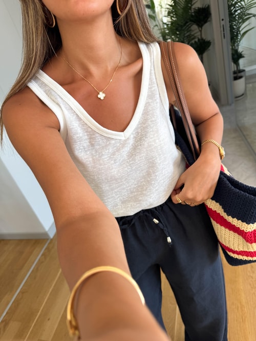 Sıfır Kol V yaka Transparan Atlet - Beyaz