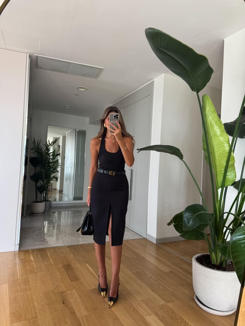 Siyah Derin Yırtmaçlı Midi Etek 