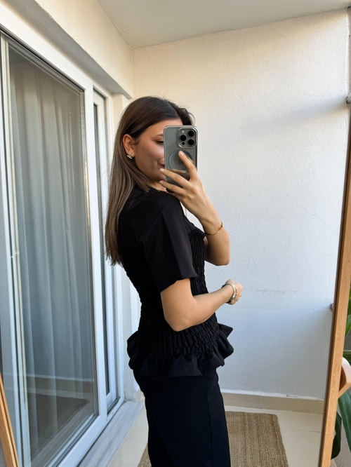 Siyah Gipeli Bluz