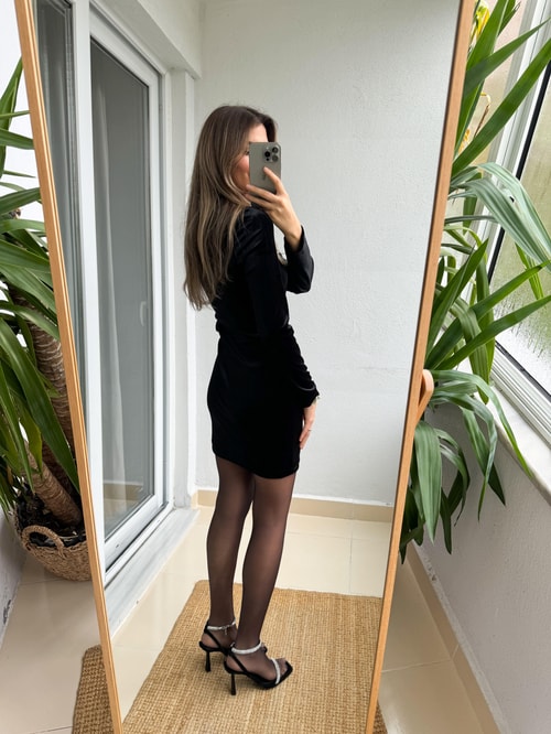 Siyah Kadife Bel Detaylı Mini Elbise