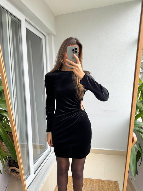 Siyah Kadife Bel Detaylı Mini Elbise