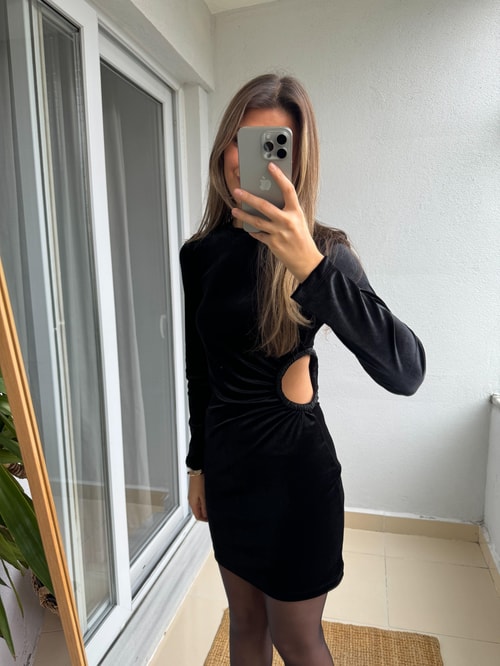 Siyah Kadife Bel Detaylı Mini Elbise