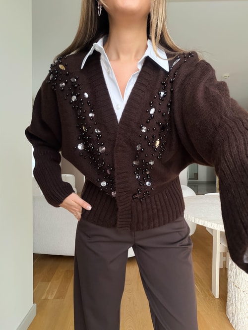 Taş Ve Boncuk Detaylı Hırka - Koyu Kahve 