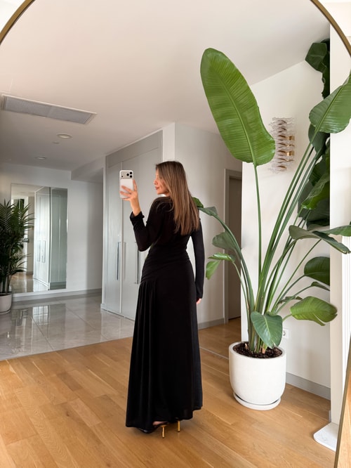 Vatkalı Beli Drape Detaylı Elbise - Siyah