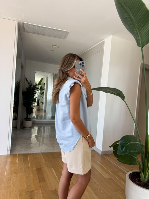 Vatkalı Kolsuz Gömlek - Mavi