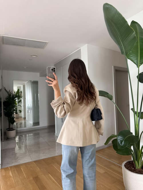 Vatkalı Tek Düğmeli Belden Oturan Blazer - Bej