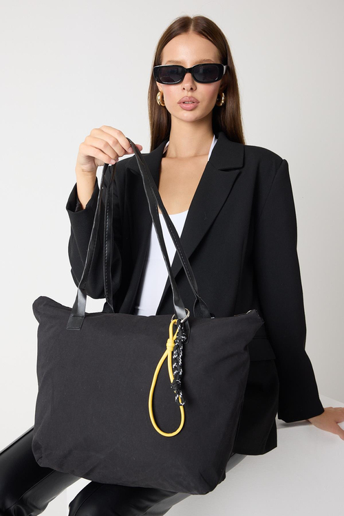 Fermuarlı Kumaş Saplı Kadın Siyah Omuz Çantası TBPWCNT160