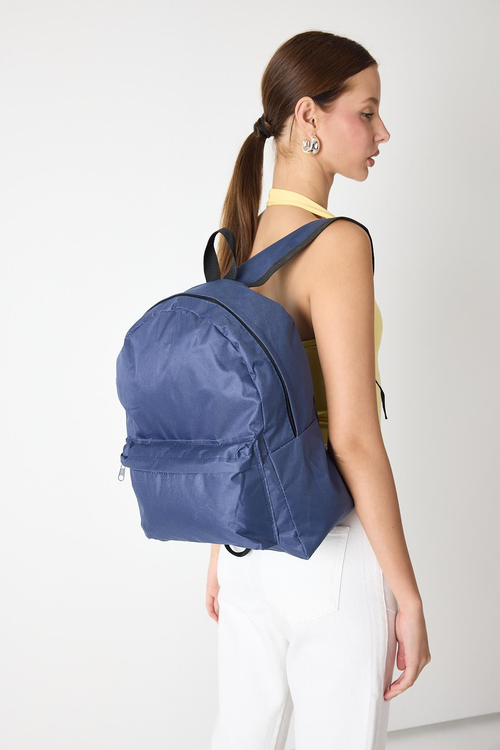 Önü Fermuarlı İki Bölmeli Unisex Lacivert Sırt Çantası TBPWCNT025