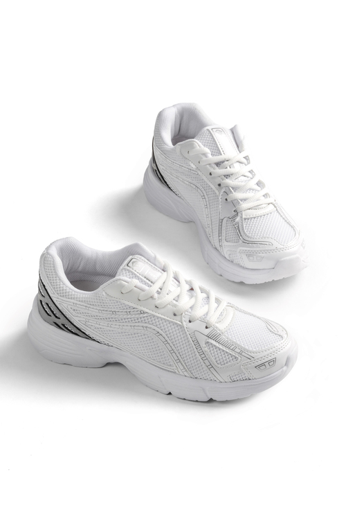 Termo Taban Konforlu Bağcıklı Sneaker Kadın Beyaz Rugan Sneaker TBTÖZF005