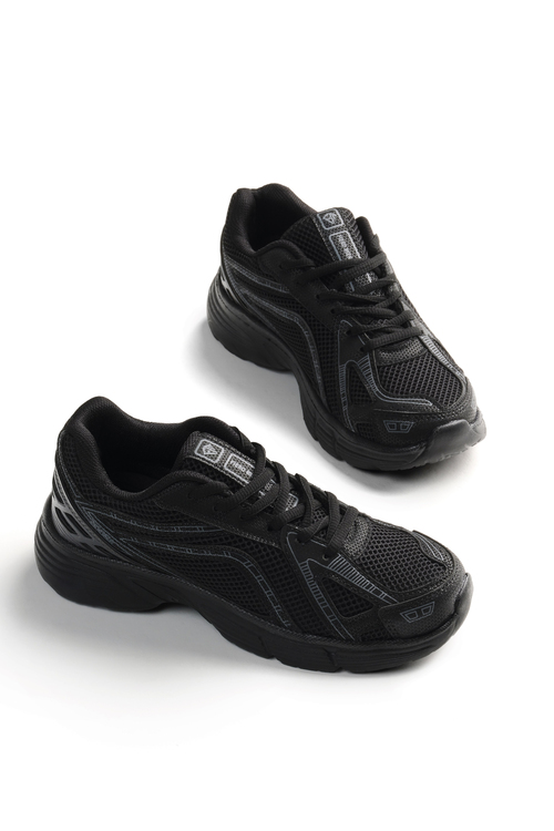 Termo Taban Konforlu Bağcıklı Sneaker Kadın Siyah Siyah Sneaker TBTÖZF005