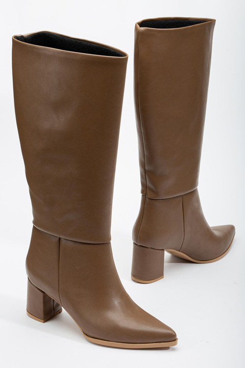 Termo Taban Sivri Burunlu Kadın Vizon Cilt Kalın Topuklu Çizme TBACR3541