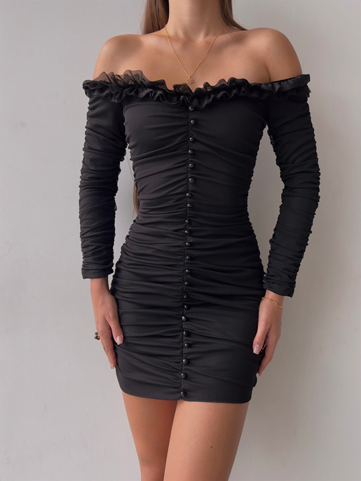 	Omuz Fırfırlı Önden Düğme Detaylı Drapeli Uzun Kol Zanobi Kadın Siyah Mini Elbise 23K000110