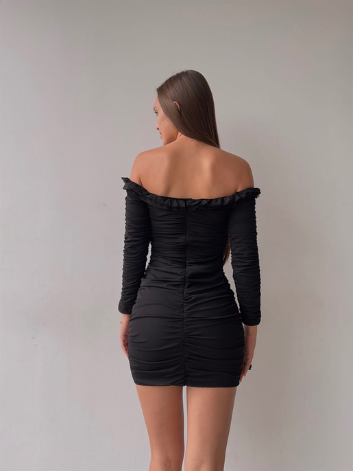 	Omuz Fırfırlı Önden Düğme Detaylı Drapeli Uzun Kol Zanobi Kadın Siyah Mini Elbise 23K000110