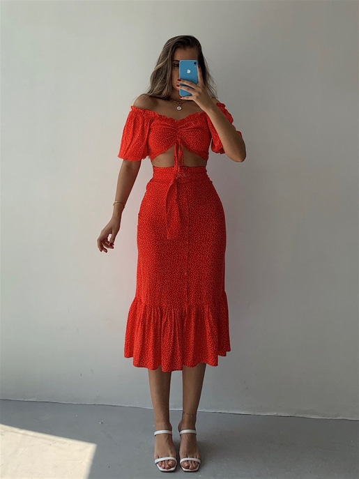 Açık Omuz Crop Volanlı Kemerli Etek Kadın Kırmızı Takım 21Y000453