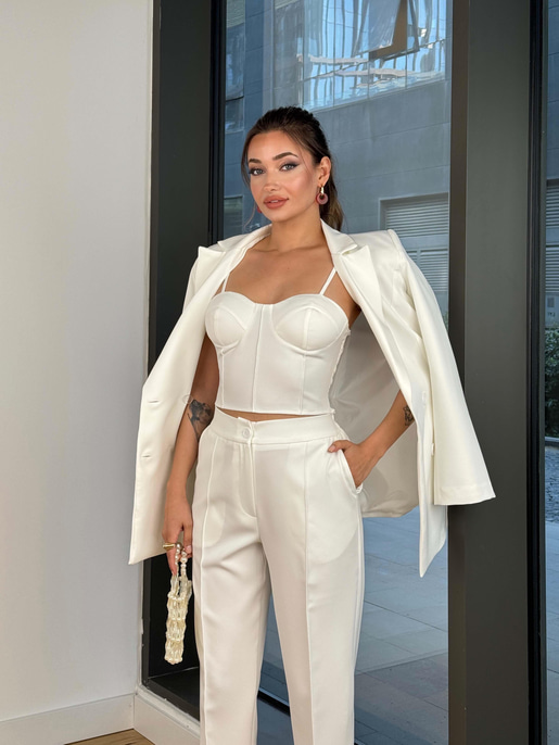 Adelisa Üçlü Takım 25Y493