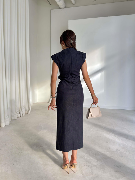 Adrian Elbise 26K204