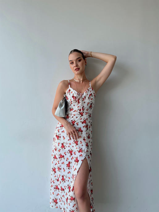 Askılı Midi Boy Göğüsü Drapeli Çiçek Desenli Yırtmaçlı Ardere Kadın Beyaz Elbise 22Y000358