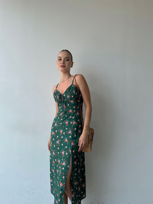 Askılı Midi Boy Göğüsü Drapeli Çiçek Desenli Yırtmaçlı Ardere Kadın Yeşil Elbise 22Y000358