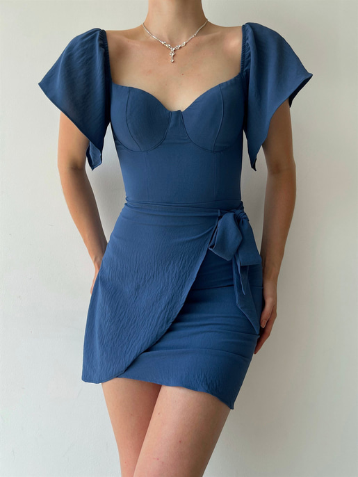 Ayarlanabilir Lastik Omuz Beli Bağcıklı Jovia Kadın İndigo Elbise 22Y000331