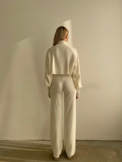 Balıkçı Yaka Üst Geniş Paça Alt London Kadın Ekru Triko Takım 22K000266