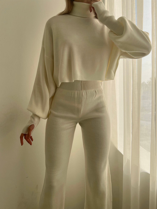 Balıkçı Yaka Üst Geniş Paça Alt London Kadın Ekru Triko Takım 22K000266