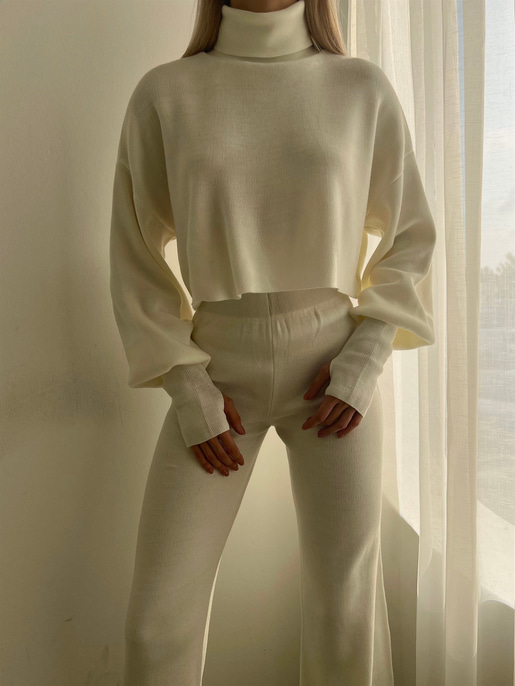 Balıkçı Yaka Üst Geniş Paça Alt London Kadın Ekru Triko Takım 22K000266